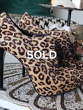 SOLD PIERRE BALMAIN leopard 🐆 heels